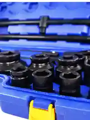 НАБОР ИНСТРУМЕНТОВ ДЛЯ ГРУЗОВЫХ АВТЫОМОБИЛЕЙ 3/4"  , 26 ПРЕДМЕТОВ