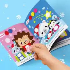 Книжка с наклейками кружочками Приходи, Новый год!