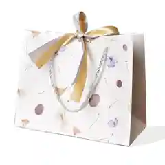 Белый подарочный пакет картонный с атласными лентами/пакет подарочный мраморный принт