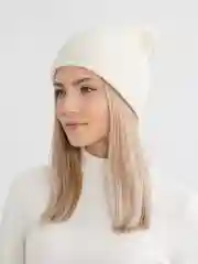 Бежевый шапка зимняя женская