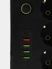 Черный сетевой фильтр-удлинитель с USB и Type-C портами, кнопкой выключения