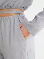Серый костюм женский брючный