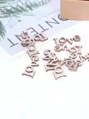 Надпись для подарка из дерева
