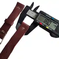 Бордовый ремешок для часов 18 мм, из мягкой кожи отечественного производства