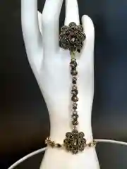 Слейв-браслет с кольцом