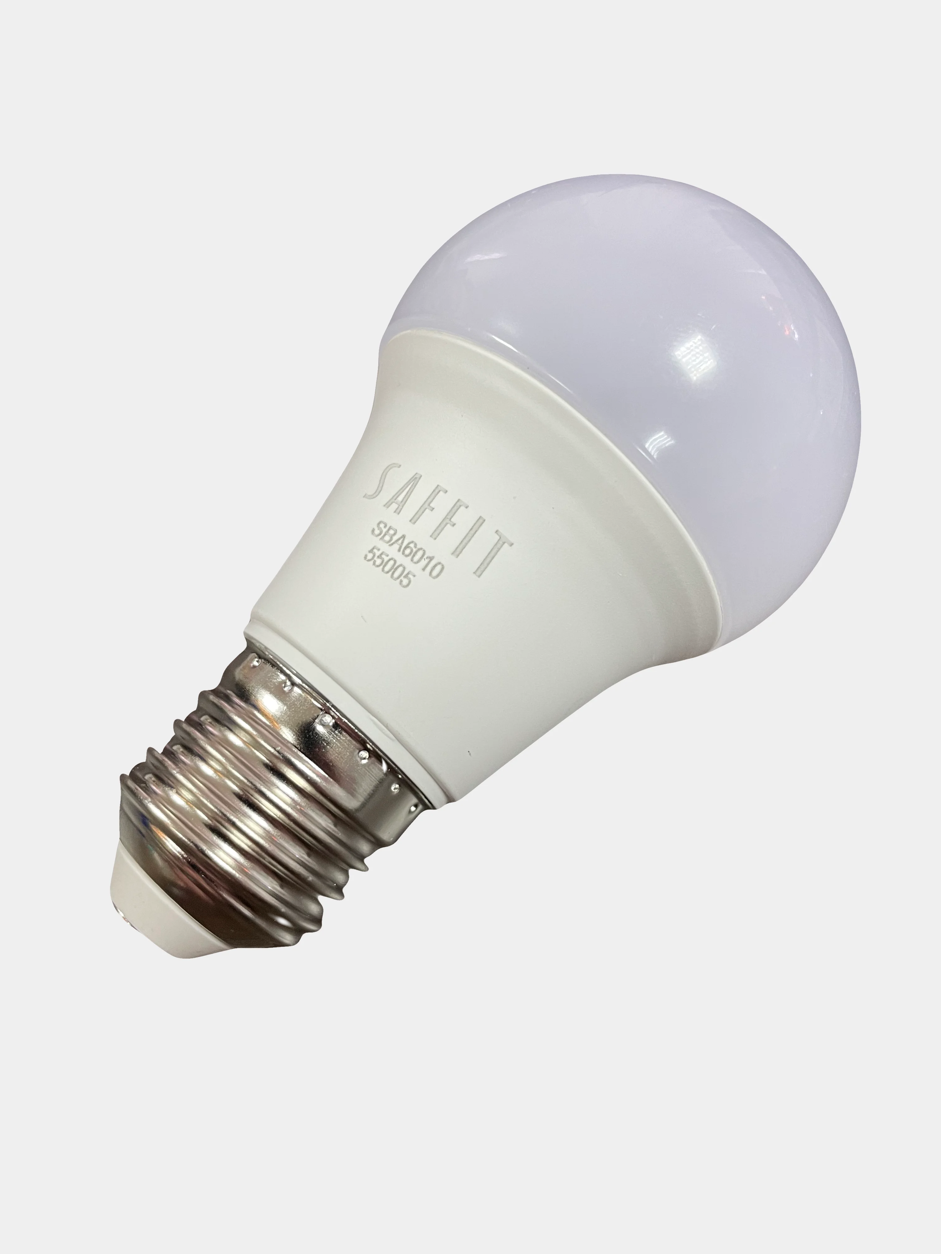 Лампа светодиодная, цоколь E27 10Вт SAFFIT