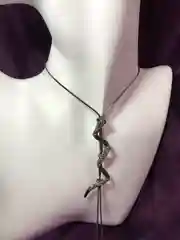 Колье со змеёй