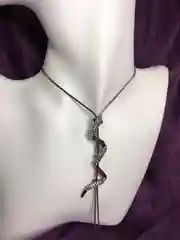 Колье со змеёй