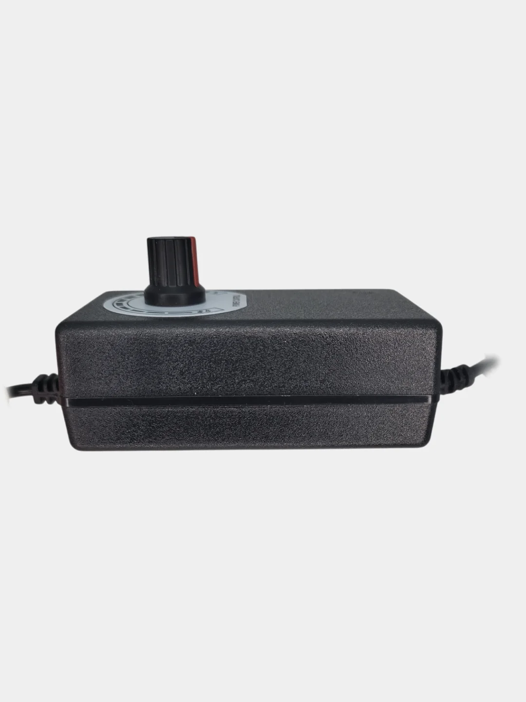 Блок питания универсальный с регулировкой напряжения 3-12V/2A 5,5*2,5мм