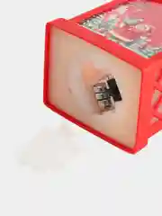 Красный новогодний домик 9х5х4 см светящийся