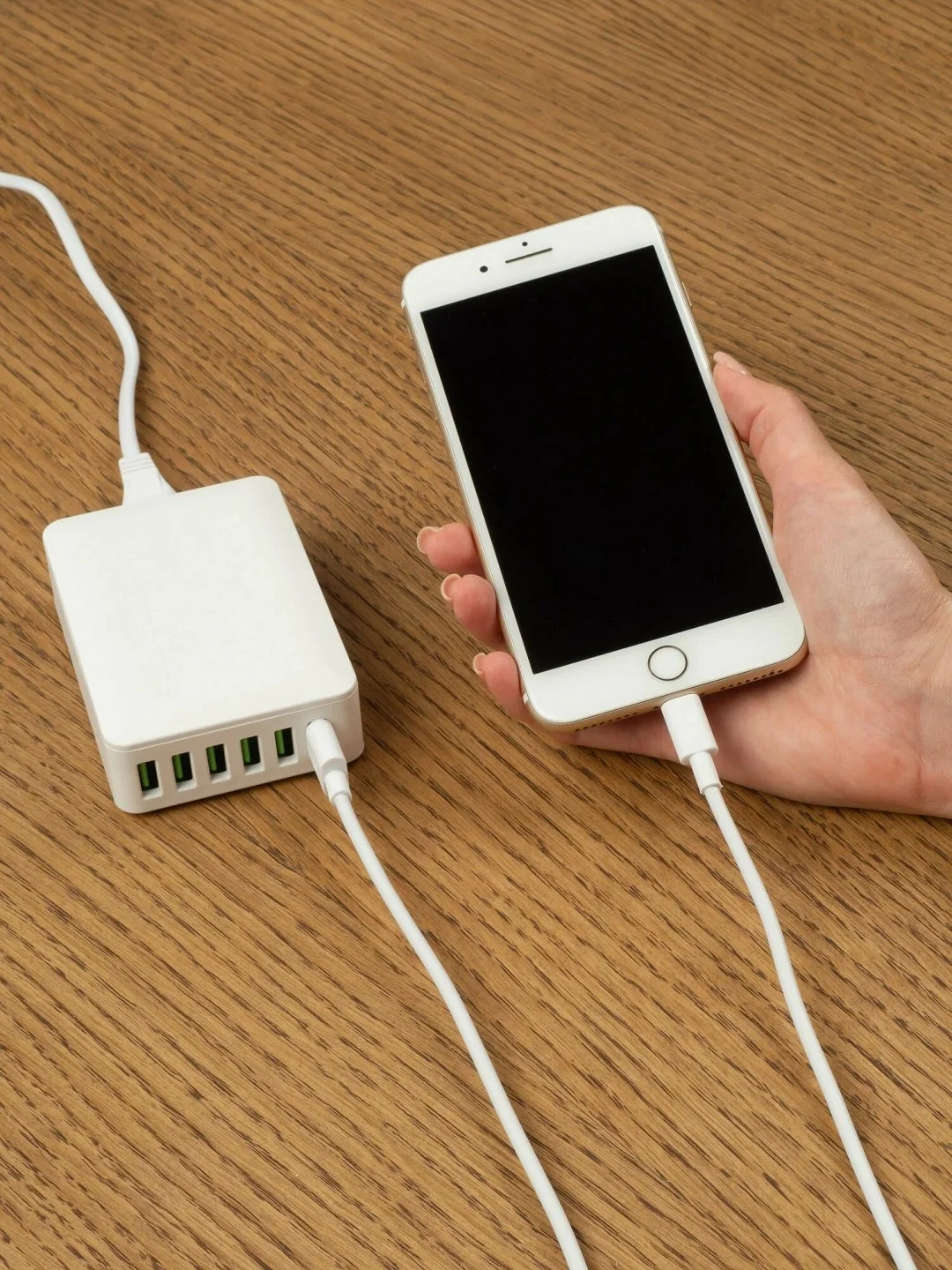 Белый сетевое зарядное устройство MRMPW H5016, 65W, 5xUSB, 1xType-C (PD20W)