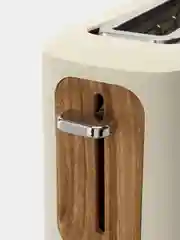 Бежевый тостер TESLER TT-140
