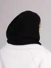 Черный капор женский вязаный