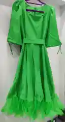 Зеленый платье женское с поясом