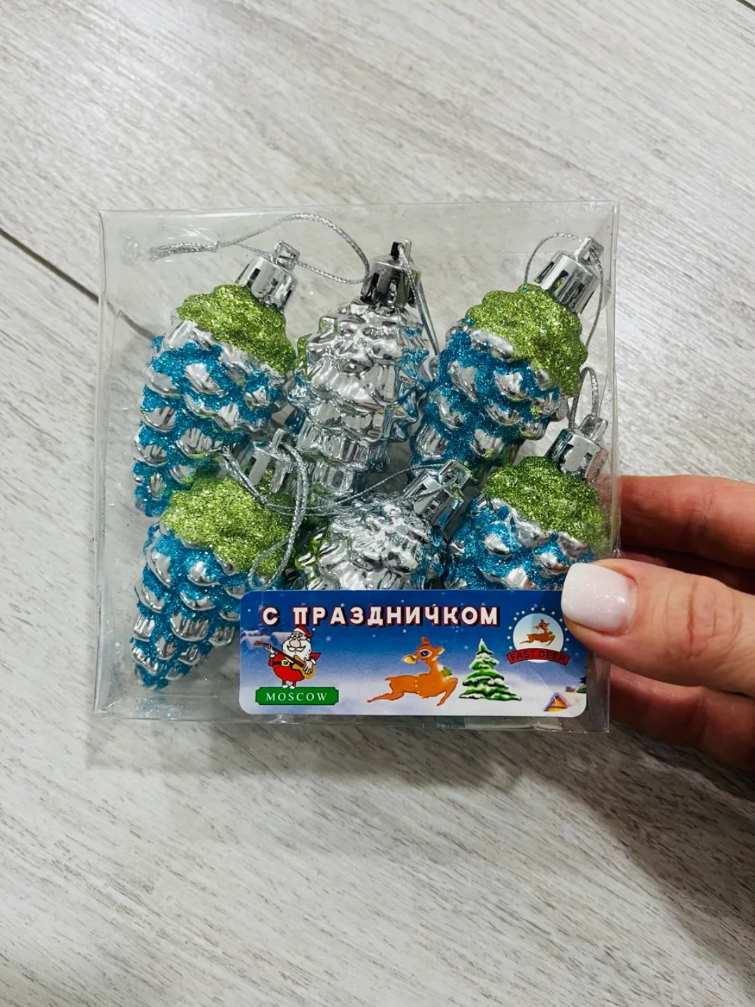 Голубой елочные игрушки, новогодние украшения на елку: шишки, сапожок, снеговик