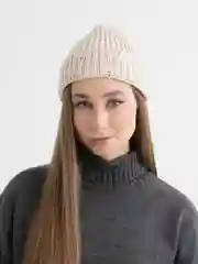Молочный шапка  рваная , шапка бини