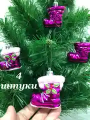 Тёмно-розовый елочные игрушки, новогодние украшения на елку: шишки, сапожок, снеговик
