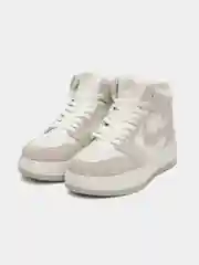 Светло-бежевый кроссовки женские высокие Nike, Air Jordan