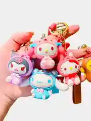 Алый брелок My Melody, Kuromi, Sinnamoroll, Hello Kitty
