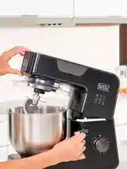 Кухонный комбайн Black+Decker BXKM1001E