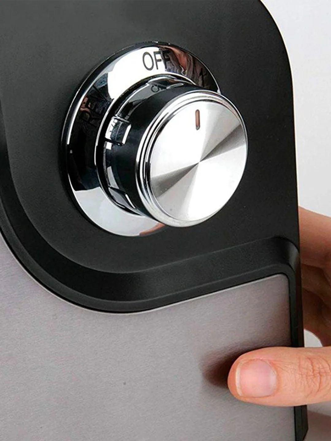 Мясорубка Black+Decker BXMMA1000E