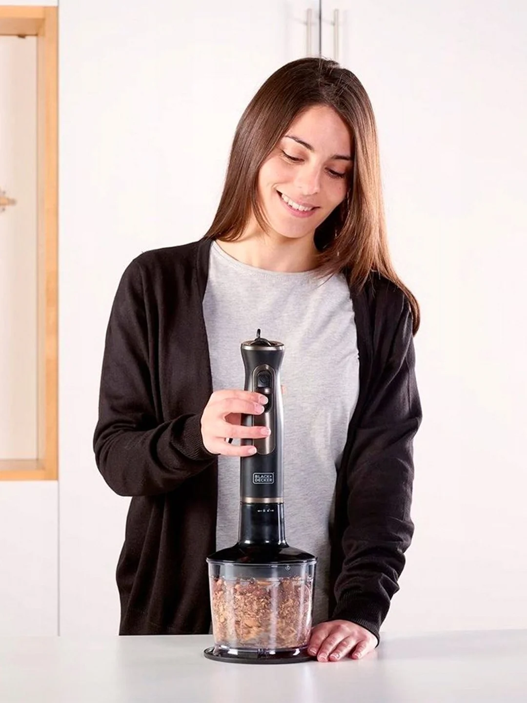 Блендер погружной Black+Decker BXHBA800E