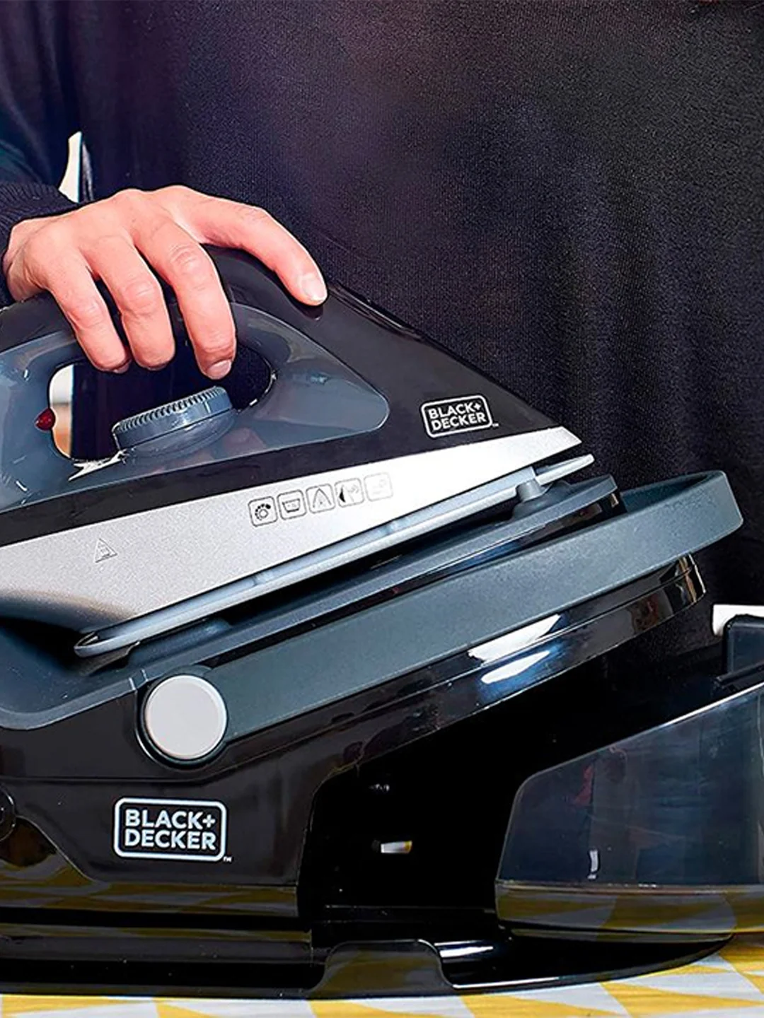 Паровая станция Black+Decker BXSS2200E