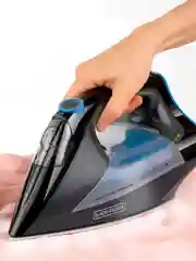 Утюг Black+Decker BXIR2401E