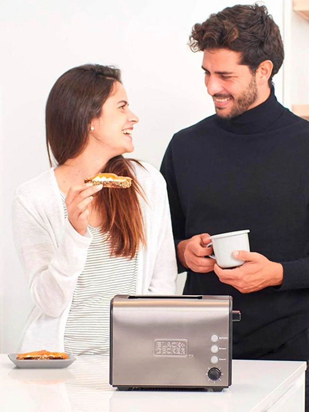 Тостер Black+Decker BXTO900E