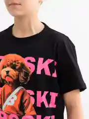 Розовый футболка светящаяся в темноте