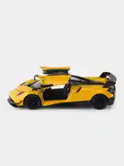 Желтый игрушка масштабная модель авто 1:38 PAGANI Huayra BC 2016