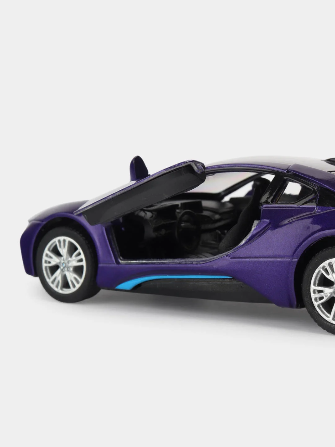 Фиолетовый масштабная модель авто 1:36 BMW i8