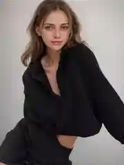 Черный толстовка женская, укороченная, худи, кофта, оверсайз, свитшот