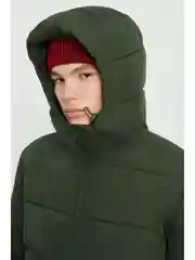 Зеленый куртка утепленная с капюшоном