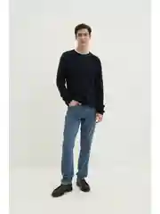 Синий джемпер с круглым вырезом