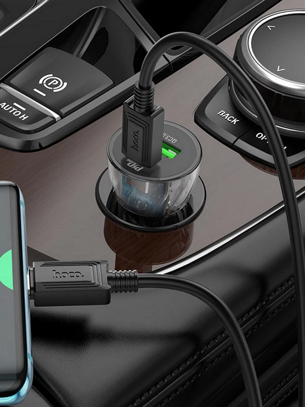 Автомобильное зарядное устройство Hoco с быстрой зарядкой 30W QC3.0 Z47A