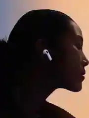 Гарнитура вкладыши Apple AirPods 4 A3050/A3053/A3058 белый беспроводные
