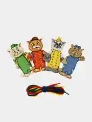 Шнуровка "Котята - школьники"