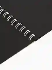 Черный блокнот-скетчбук SKETCHBOOK BLACK А5 20 листов на металлическом гребне