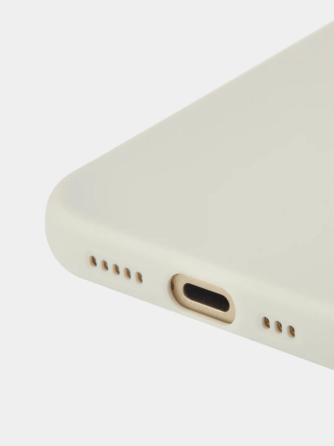 Кремовый чехол для iPhone 15 силиконовый BROSCORP матовый/ прозрачный тонкий c защитой камер бортик