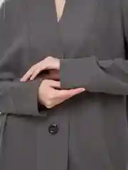 Серый женский костюм трикотажный