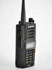 Портативная радиостанция Baofeng UV-9R Plus, 8 Вт, черная, радиус 10 км, UHF VHF