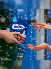Сладкий подарок Milky Way и Друзья на Новый Год, набор конфет Milky Way, Snickers, Twix 85г