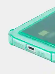 Зеленый чехол для iPhone 15, 14, Pro, Max, Plus, силиконовый, BROSCORP, противоударный, углы, карман