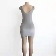 Розовый бархатное платье