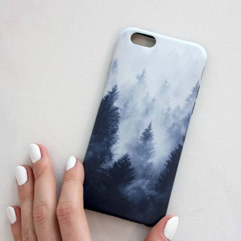 Черный чехол для iPhone